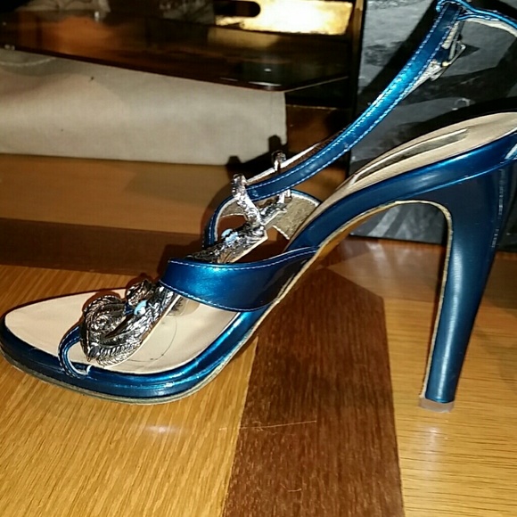Roberto Cavalli runway sandals - Picture 3 of 4