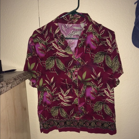 Fav tourist shirt!!😭💖