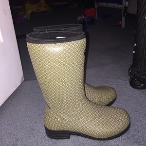 Lacrosse rain boots