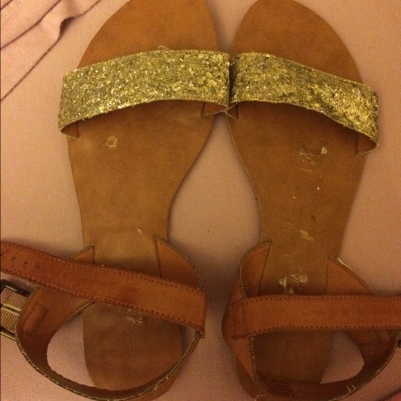 Really cute sandals!!!