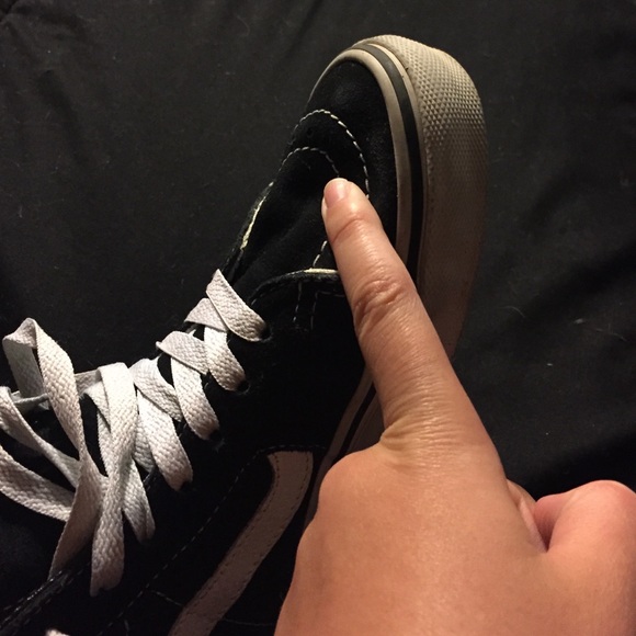 🚫SOLD🚫 Black vans Sk8 hi's - Picture 4 of 4