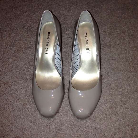 Nude Madden Girl Heels - Picture 1 of 4