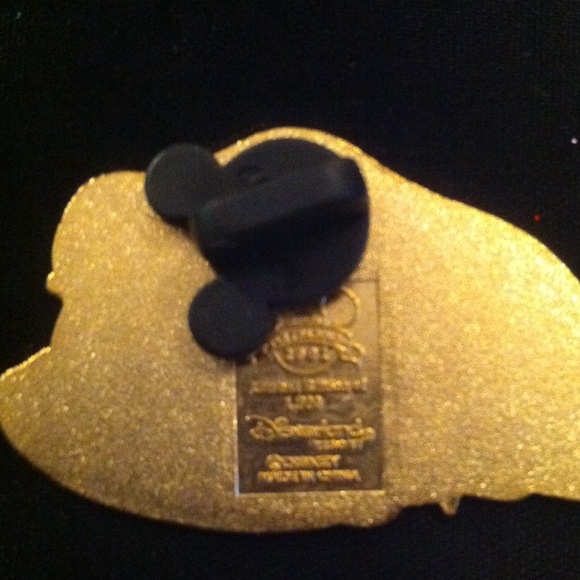 Disney Pin - Picture 2 of 2