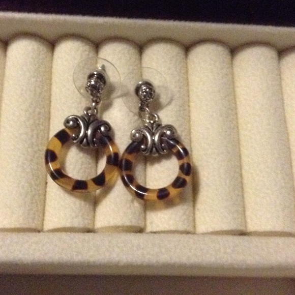 A Pinup's Dream - leopard print dangle earrings