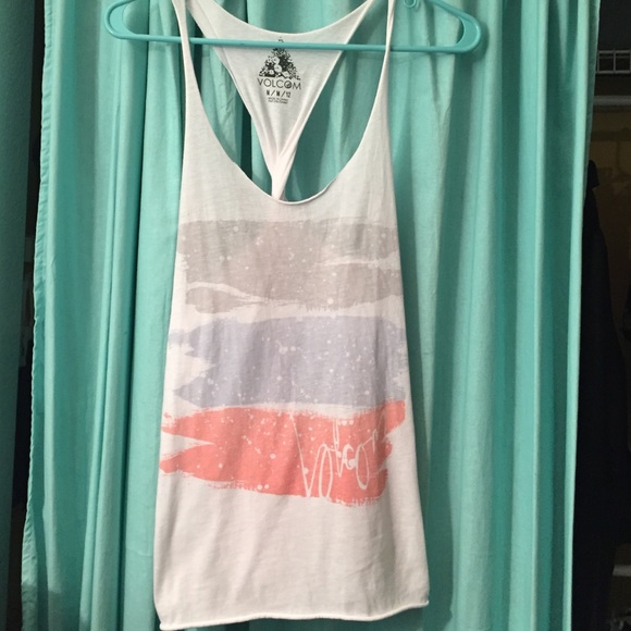 Twist back Billabong tank!
