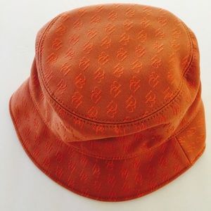 Dooney and Bourke hat