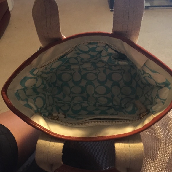 Authentic Coach Hamptons Weekender Bag - Picture 2 of 4