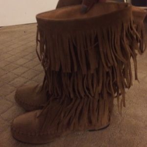 Moccasin boots