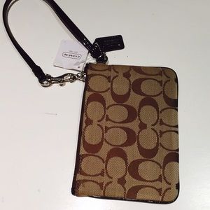 Coach corner zip wristlet - brand new!