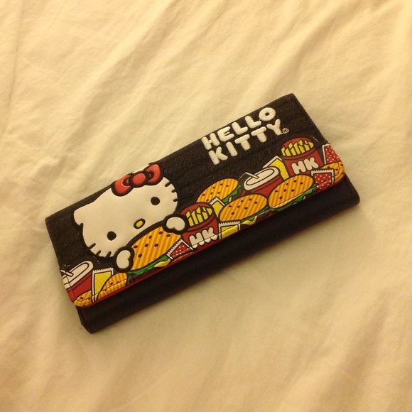 Hello Kitty wallet - Picture 1 of 4