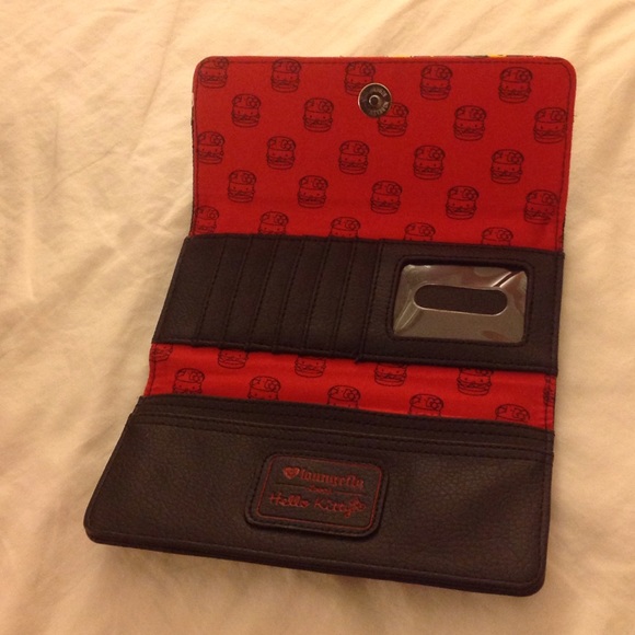 Hello Kitty wallet - Picture 3 of 4