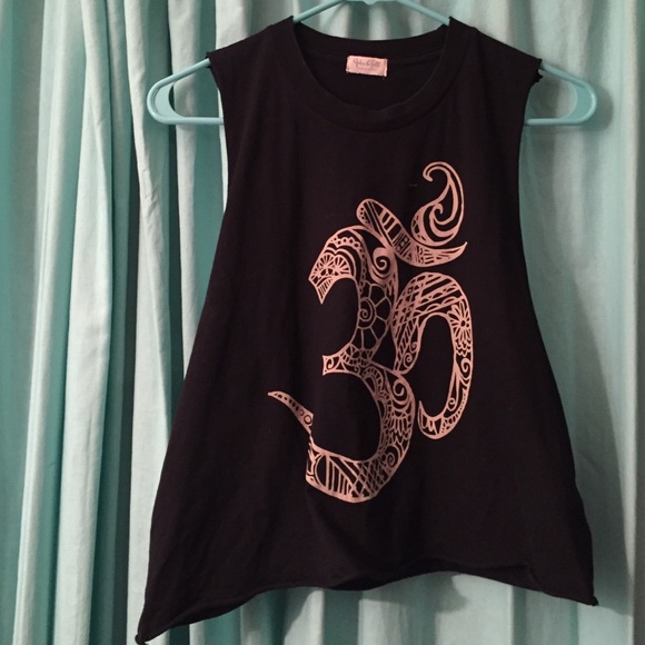 Cute Brandy Melville tank top!