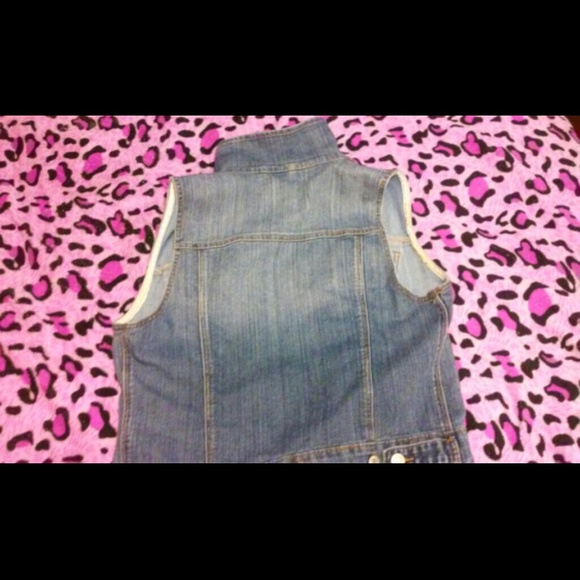 Jean jacket - Picture 2 of 2