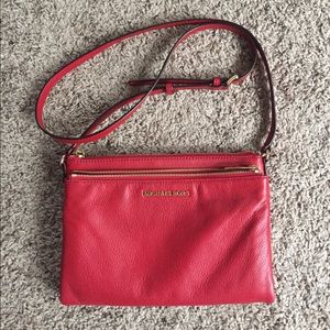 💥💥💥SALE 💥💥💥Red leather Michael Kors.