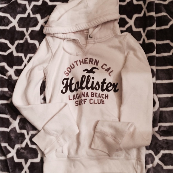 Hollister Sweat Shirt