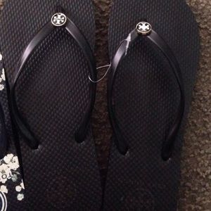 Tory burch black flip flops