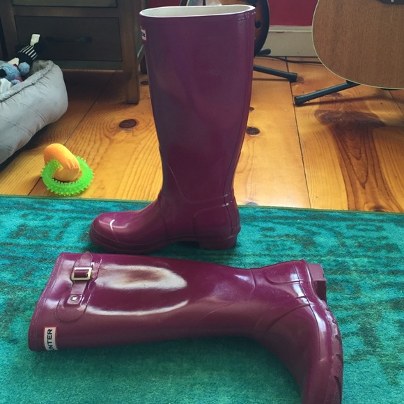 Magenta hunters up for trade or sale tour edition - Picture 2 of 4