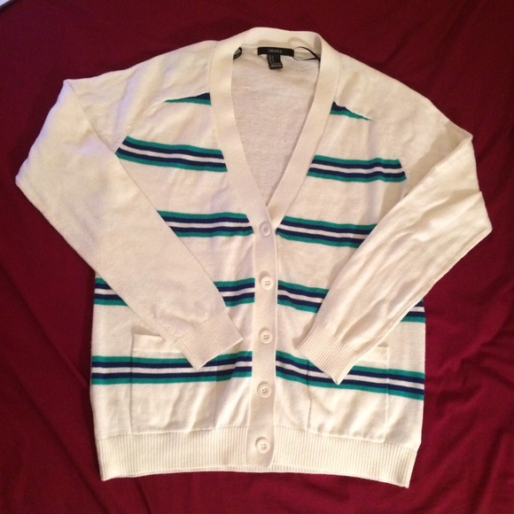 Buttoned cardigan - Picture 7 of 7