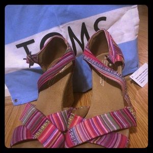 Toms wedges