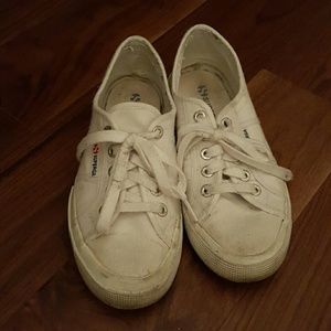 Superga Size 6