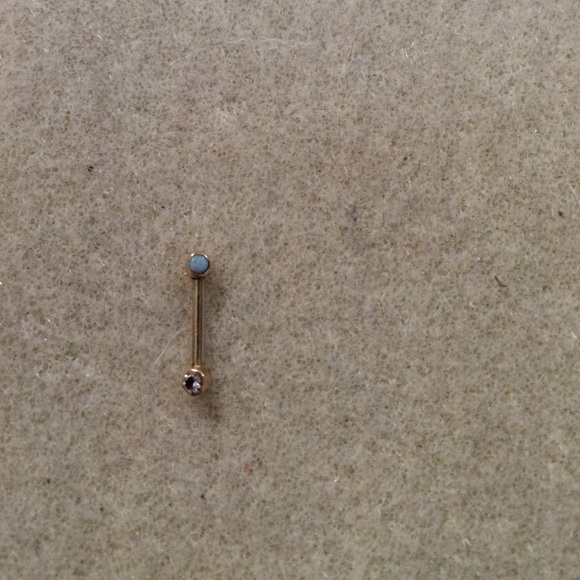 Custom eyebrow earring - Picture 1 of 1