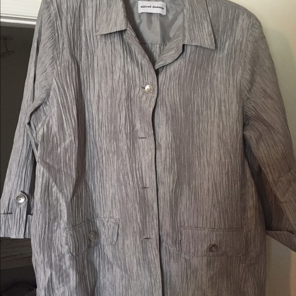Alfred Dunner grey blouse
