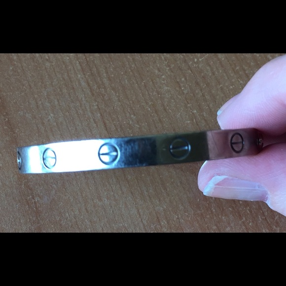 ****SOLD****Authentic Cartier Love bracelet! - Picture 3 of 4