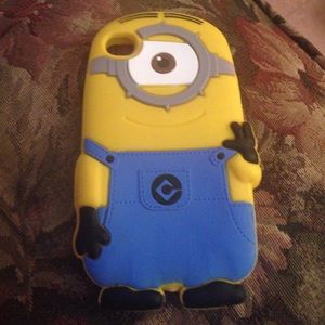 iPhone 4 minion case