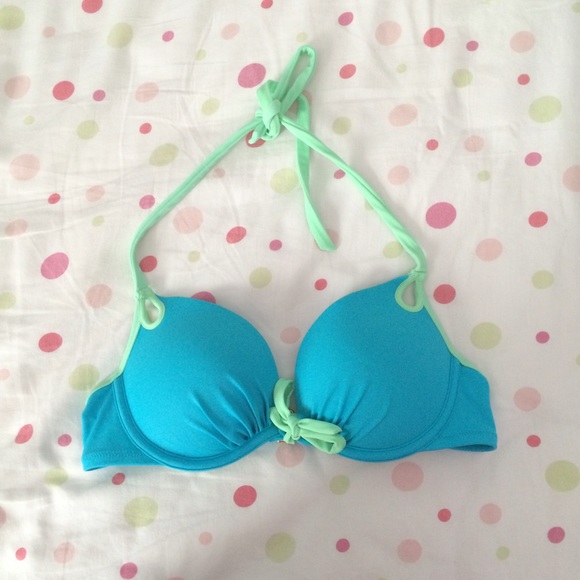 Victoria's Secret bikini