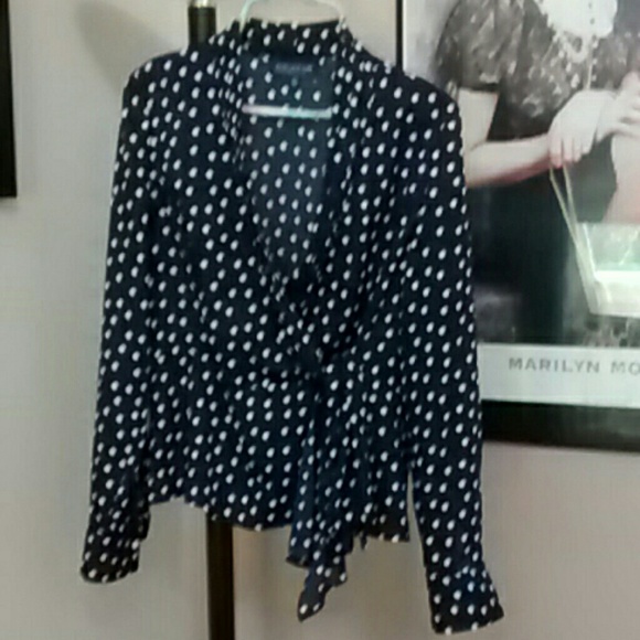 Polka dot 100%polyester cross tie signature petite