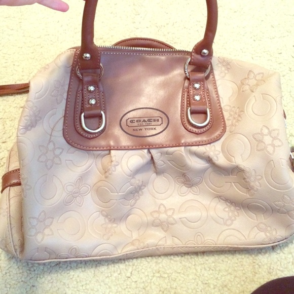 Coach bag!!