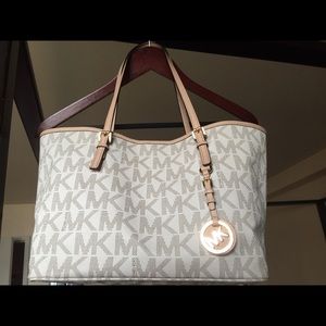 💯% Authentic Michael Kors Small Tote Bag