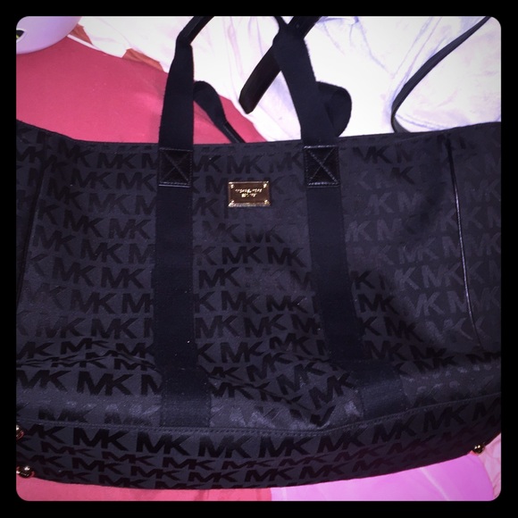 Sold Michael kors weekend bag