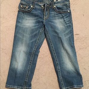 Miss Me Capris; Size 31