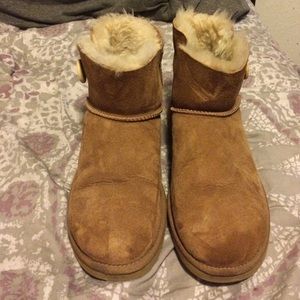 UGG Bailey Button boots