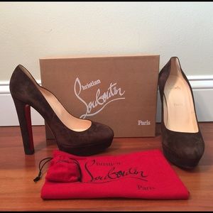 Christian Louboutin Pumps