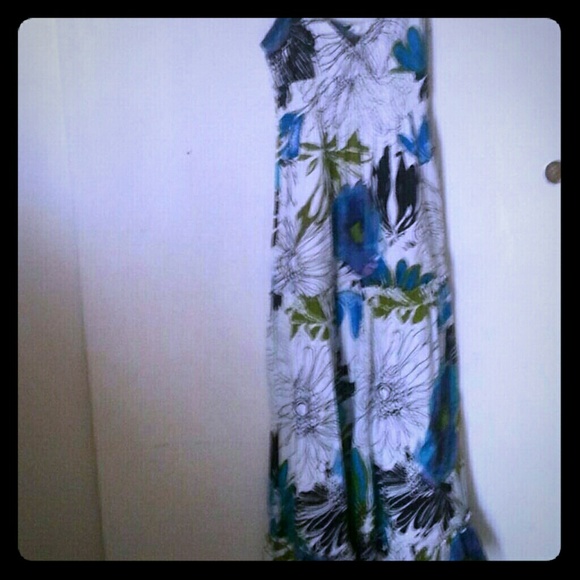 Beautiful floral sun dress