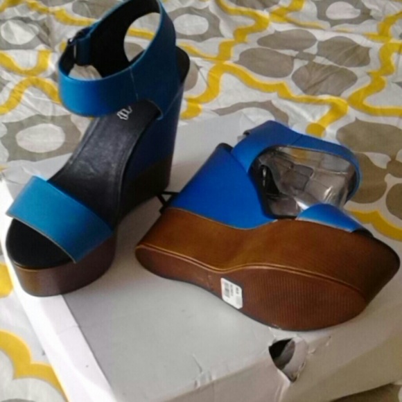 Aldo - Picture 2 of 3