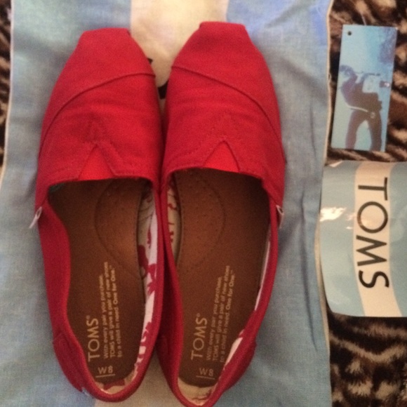 Red toms