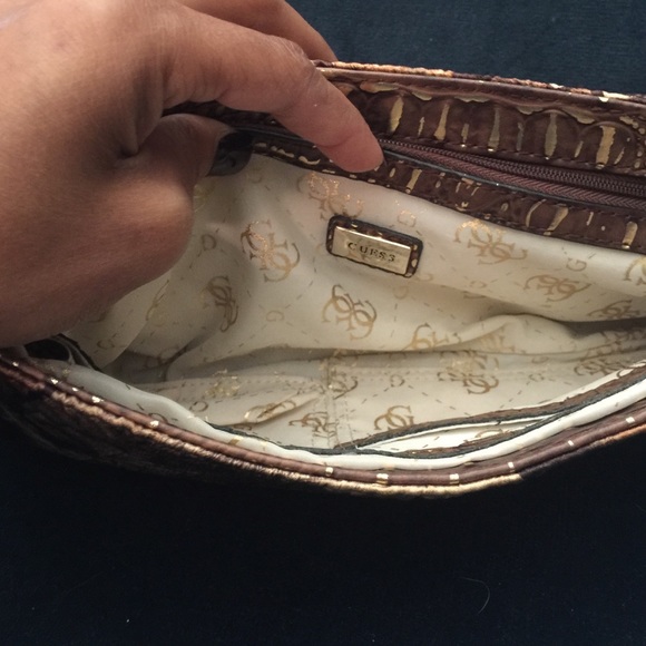 🚦Guess clutch - Picture 3 of 4