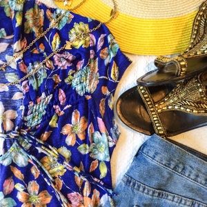 ✨Final Sale✨ RicRac Floral Tie-Front Top