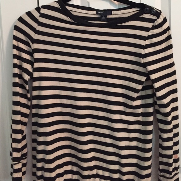 Gap stripped top