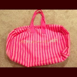 Victoria's Secret XL weekender duffle bag. NWOT