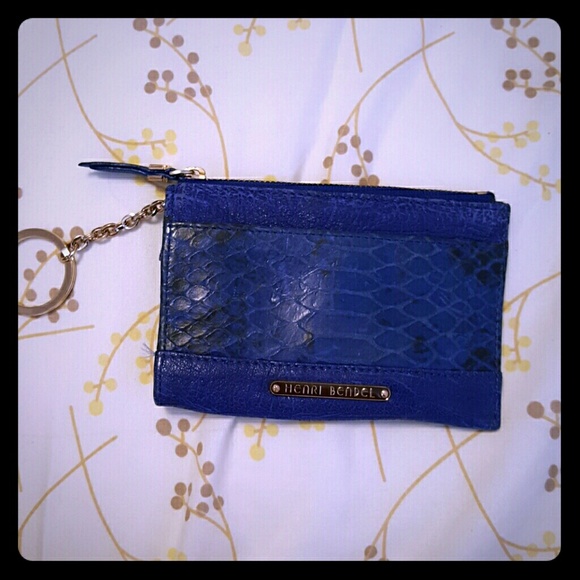 Henri bendel  Keychain wallet