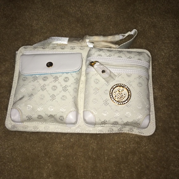 BRAND NEW white Roca Wear urban fanny pack