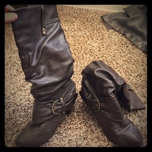 Brown boots