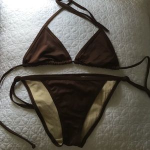NWOT: Triangle string bikini set