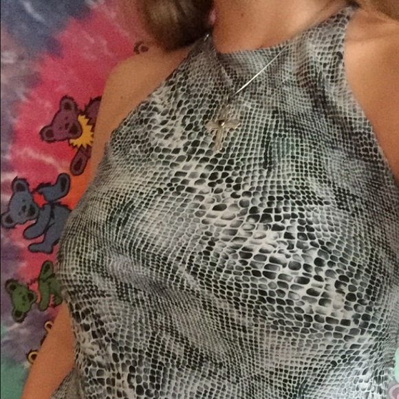 backless tank top tie up back