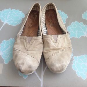 Grey faded TOMS.