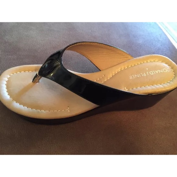 Donald Pliner platform sandals